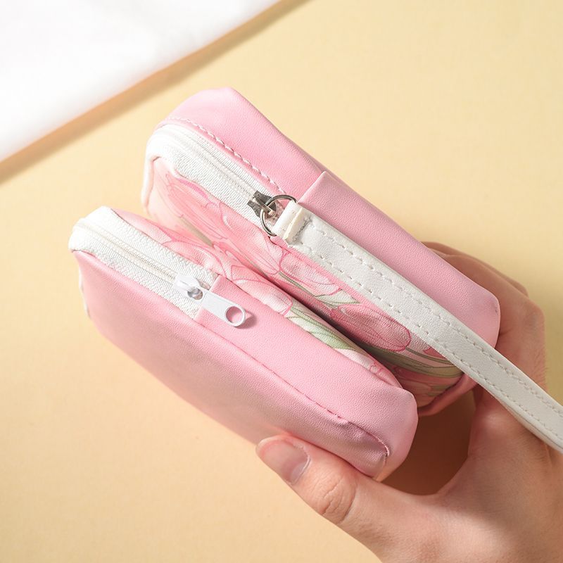 芸術的な生理用パッドバッグ、女性用のエレガントな小さな化粧ポ - Women Accessories List のレビューと価格