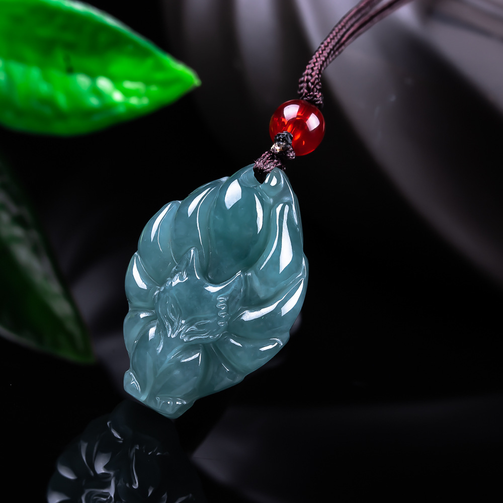 天然ビルマ翡翠フォックスペンダントネックレスヴィンテージアク - Women Accessories Products のレビューと価格